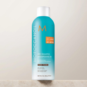 MOROCCANOIL Dry Shampoo Dark Tones suchy szampon do włosów ciemnych 323 ml - image 2