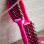 OLIVIA GARDEN FINGERBRUSH COMBO szczotka z włosiem dzika M | Neon Pink - 7